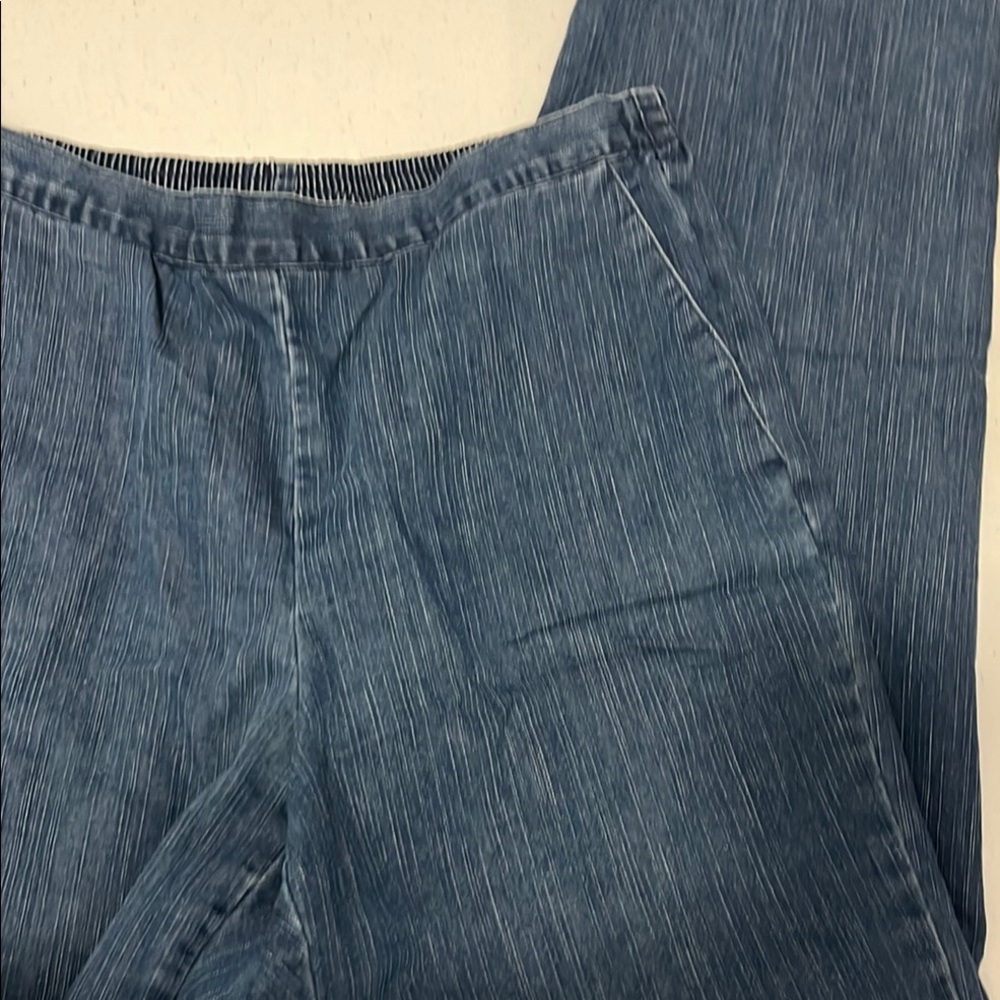 Women's Blue Jeans pull on